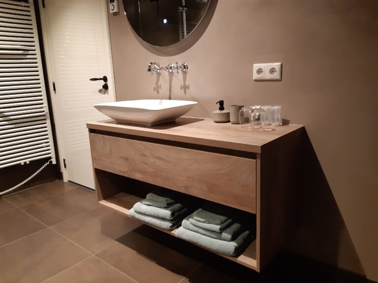 B&amp;B guest room Boszicht